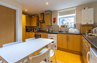 Richmond Road, Plasnewydd, Cardiff - Image 2